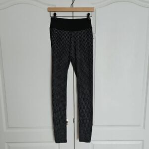 Black and Gray Leggings With Butt-Lift